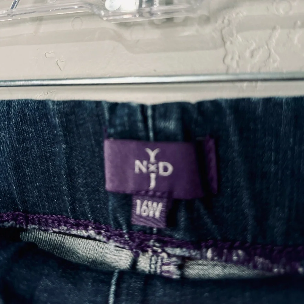 NYDJ Pull-On Jeans Straight Leg Fit Stretch Dark Wash High-Rise Denim SZ 16W - Picture 8 of 15